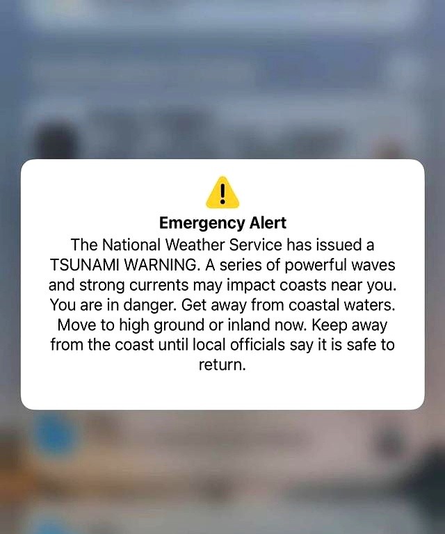 美國7.3級強震:當地居民情緒恐慌