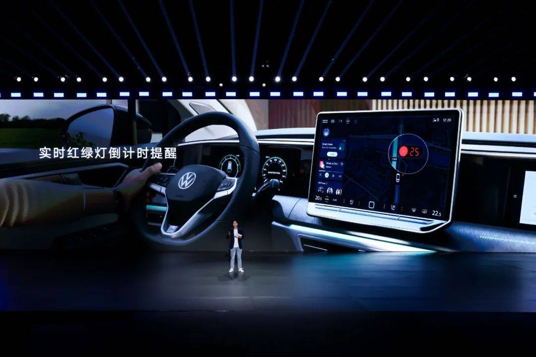 30萬內最適合中國家庭的SUV 全新攬境把空間和動力都卷明白了