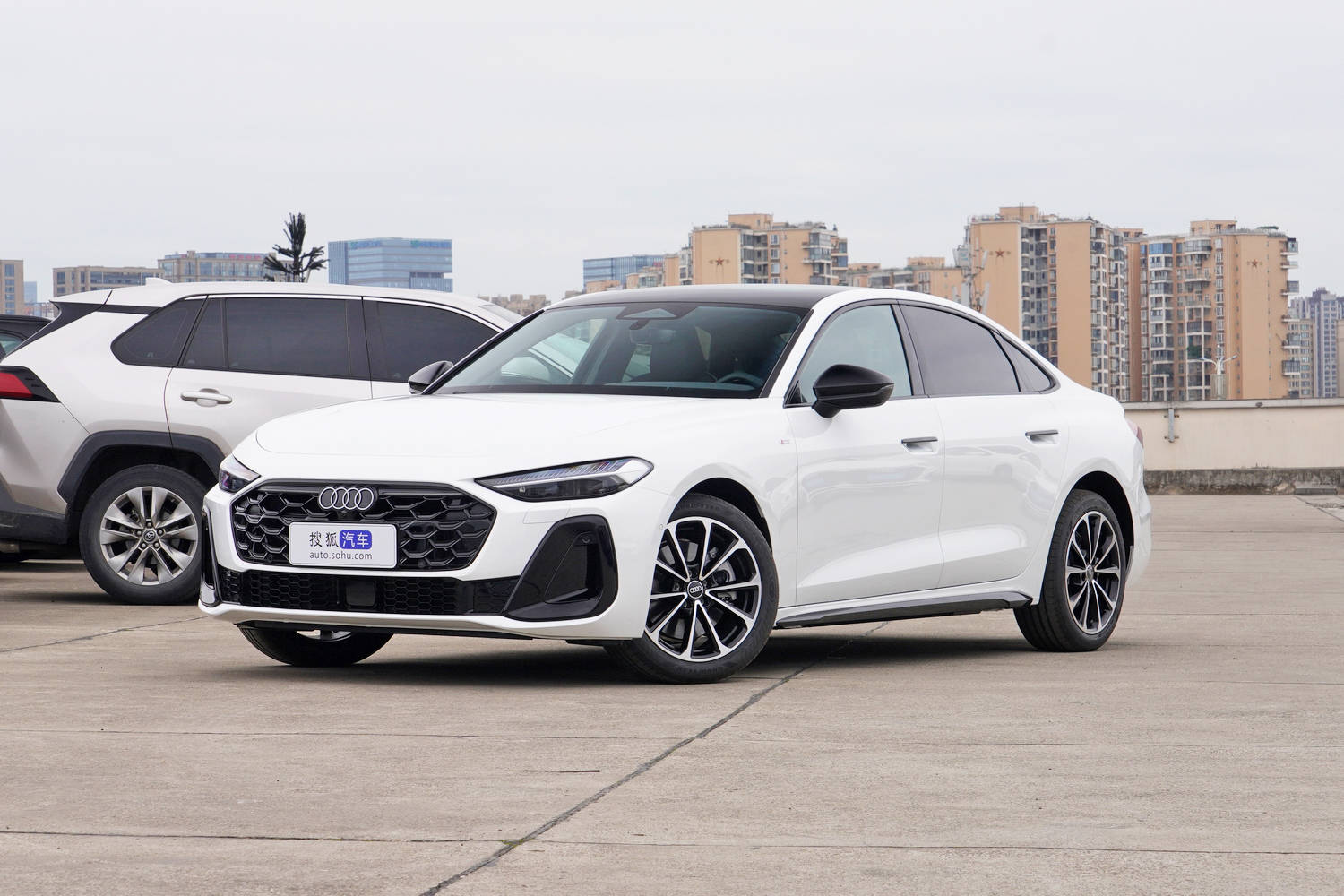 奧迪技術周:一汽奧迪A5L售23.98萬起/Q6L e-tron售34.88萬起