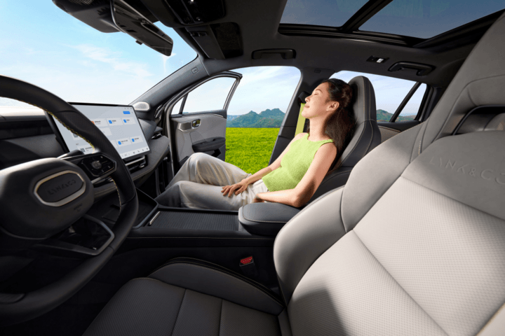 限時售價10.76萬元起,領克06 Relive 煥新上市!首搭「Lynk Sound 聆境之聲」