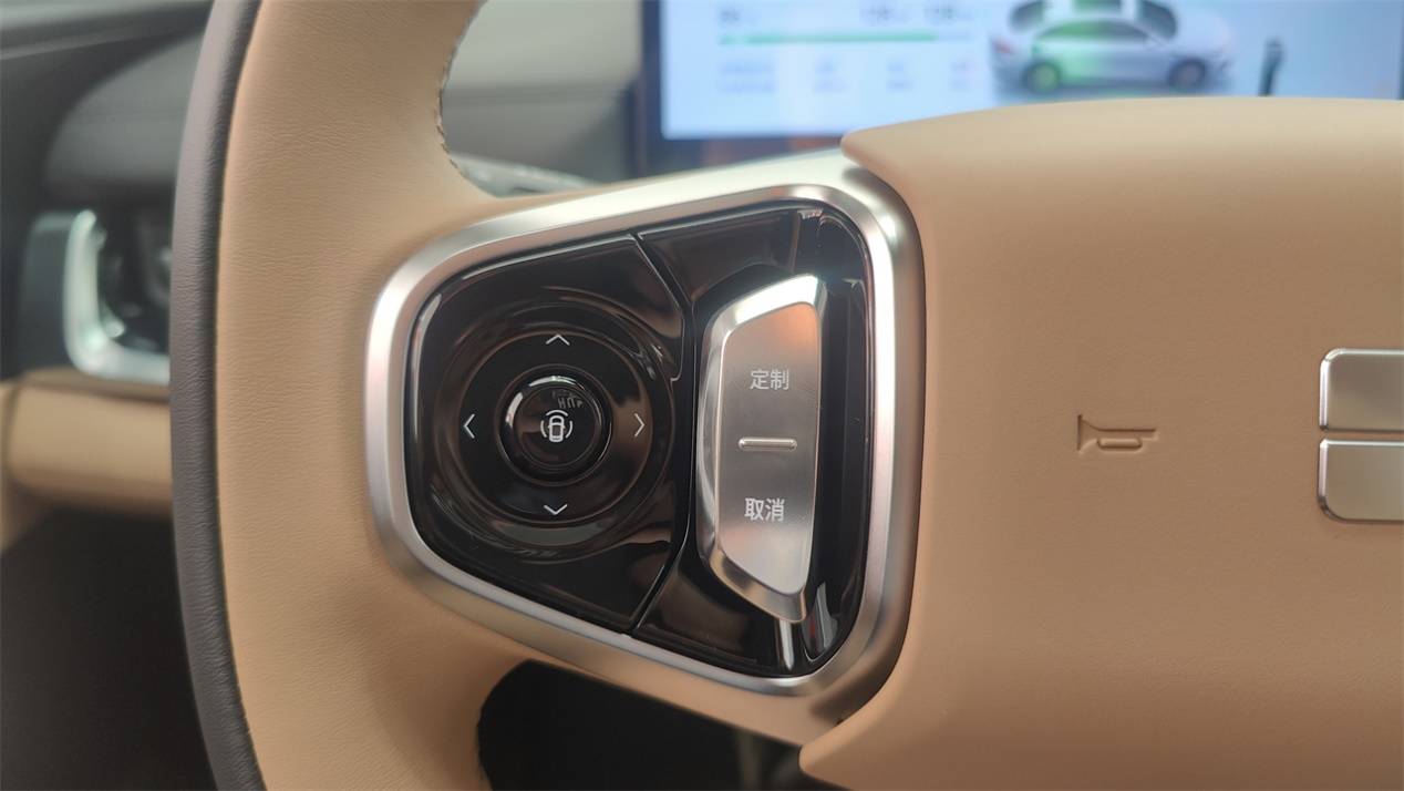 獨立試駕吉利銀河A7:摸著比亞迪過河,就成了一半?