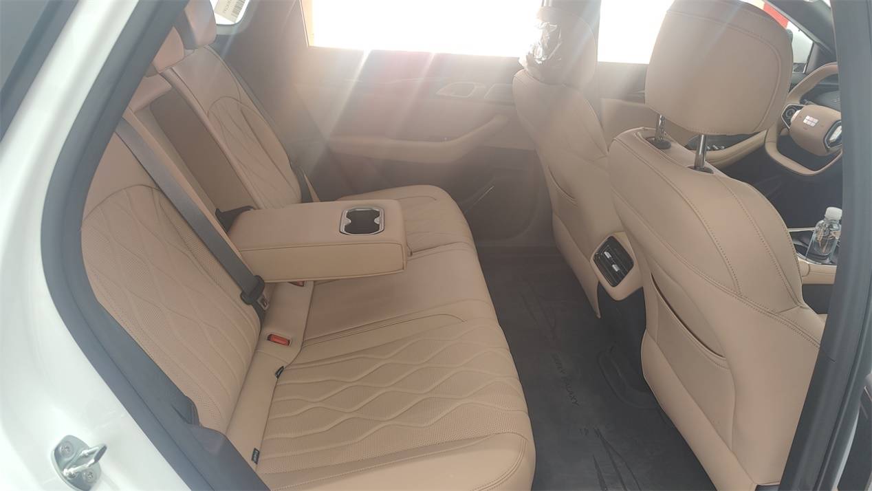 獨立試駕吉利銀河A7:摸著比亞迪過河,就成了一半?