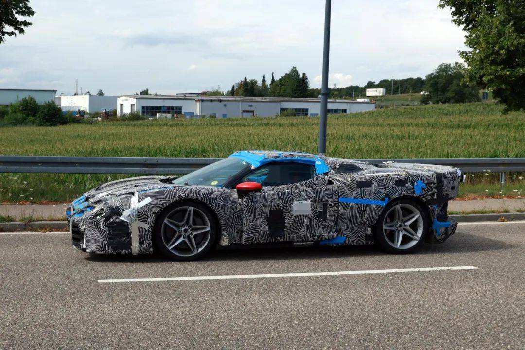 最新法拉利亮相,最小艾尼氪曝光