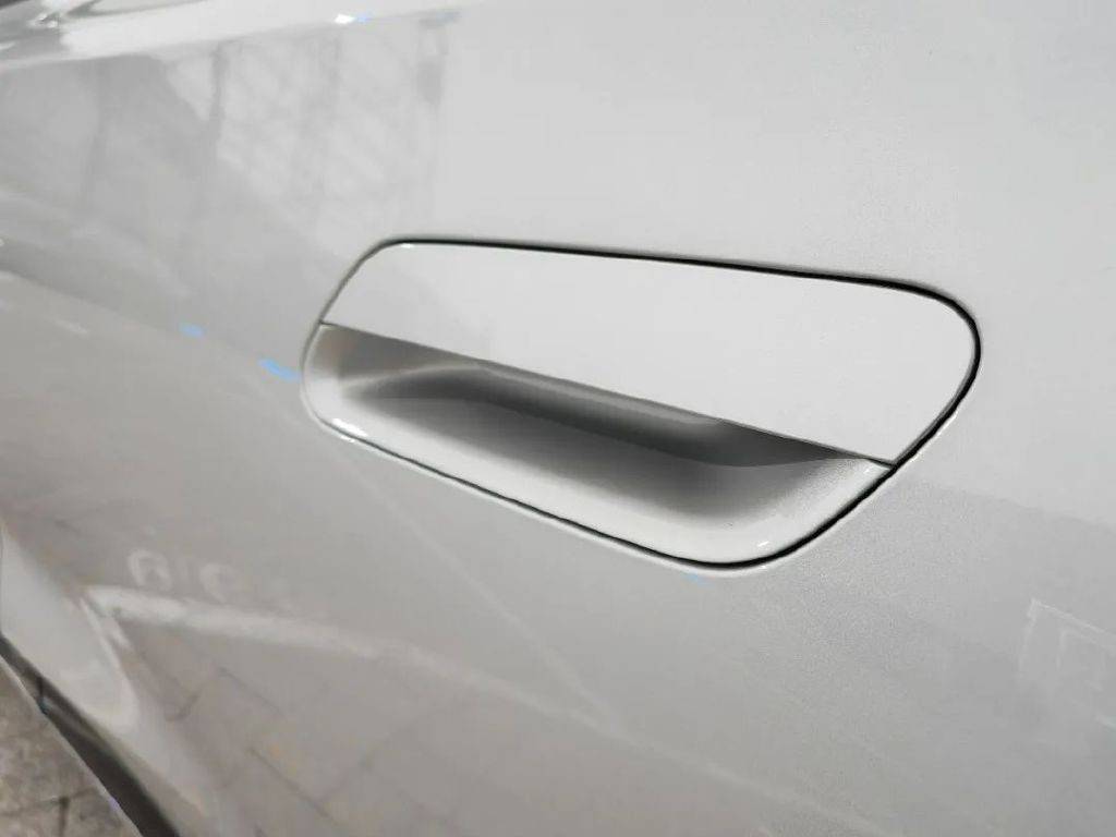 冰箱彩電大沙發(fā)+超低油耗,東風(fēng)風(fēng)神L8能否卷動15萬級市場?