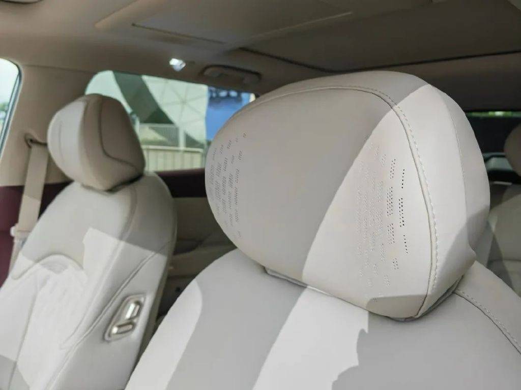 冰箱彩電大沙發(fā)+超低油耗,東風(fēng)風(fēng)神L8能否卷動15萬級市場?