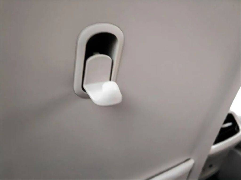 冰箱彩電大沙發(fā)+超低油耗,東風(fēng)風(fēng)神L8能否卷動15萬級市場?