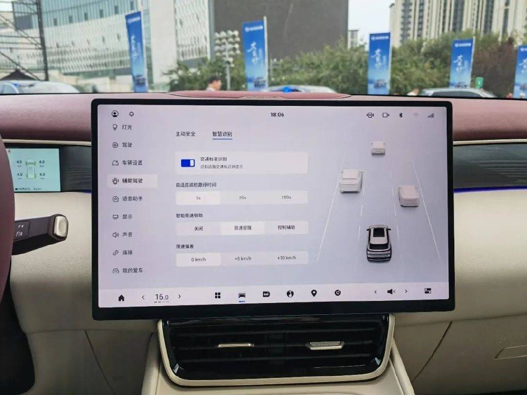 冰箱彩電大沙發(fā)+超低油耗,東風(fēng)風(fēng)神L8能否卷動15萬級市場?