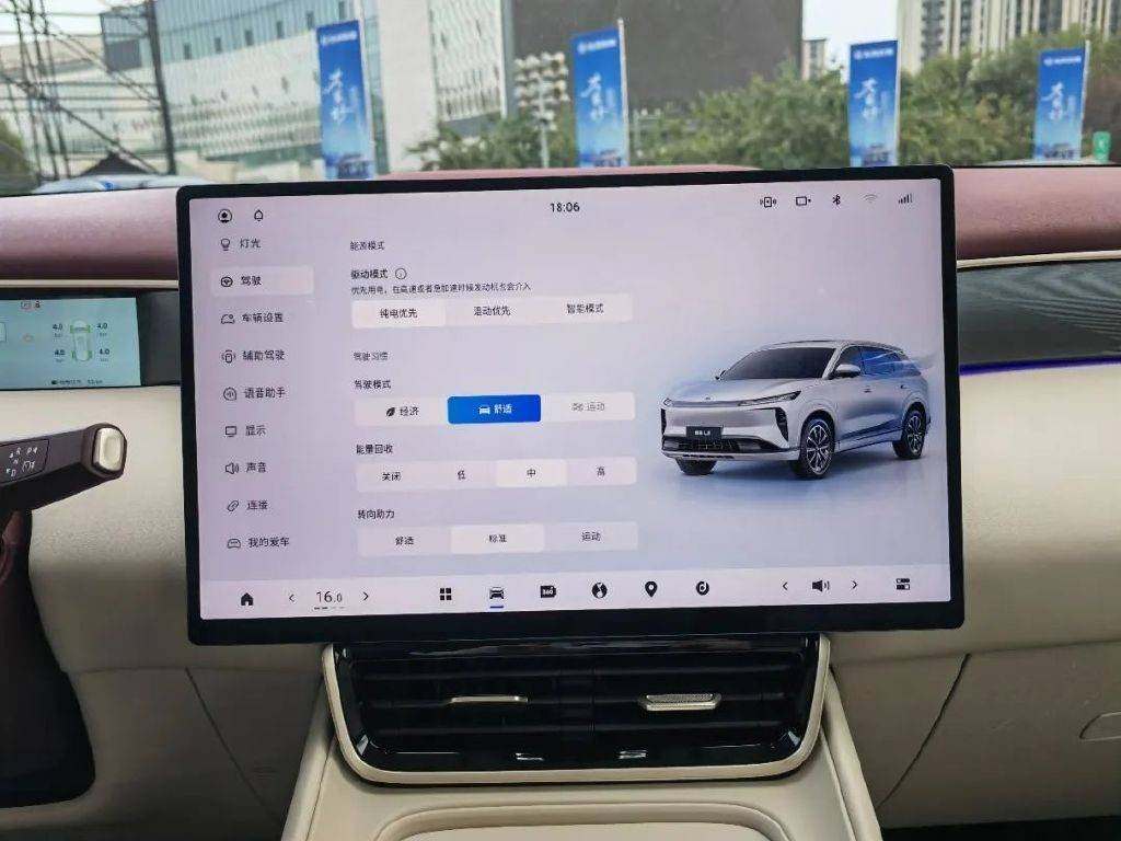 冰箱彩電大沙發(fā)+超低油耗,東風(fēng)風(fēng)神L8能否卷動15萬級市場?