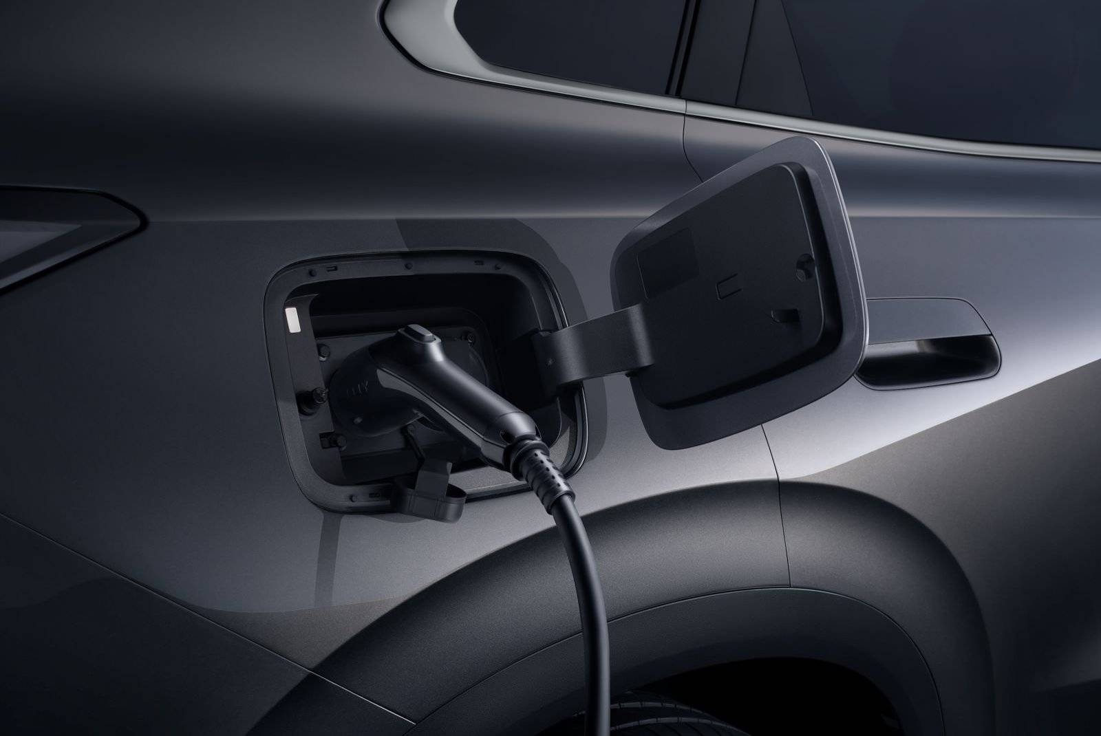 東風風神L8強勢攪局!家用SUV越級新標桿,給20萬內市場洗洗牌